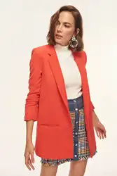 Красная куртка Trendyol с оборками на рукавах TOFSS18BY0355