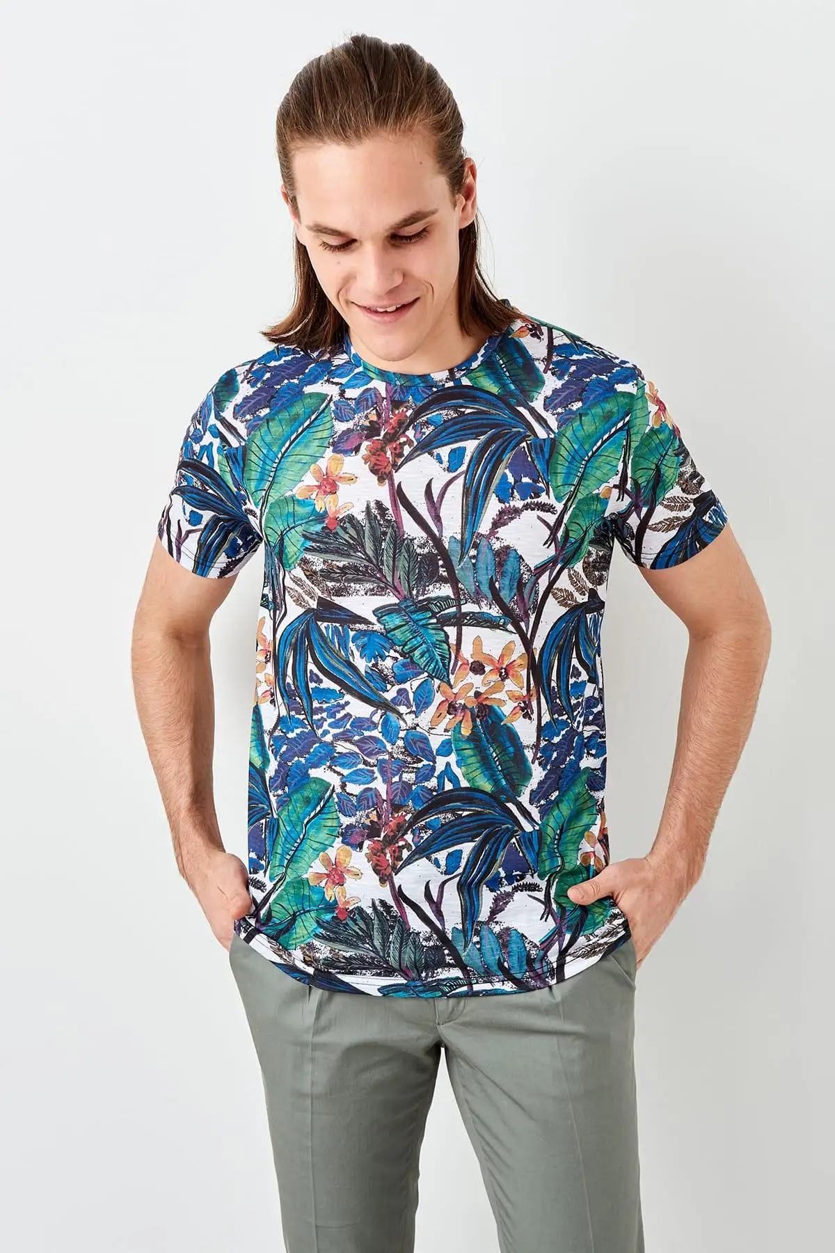 

Trendyol White Men Digital Printed T Shirt TMNSS19TX0031