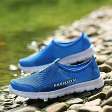 Новинка года; Летние тонкие туфли; 4 цвета; спортивная дышащая обувь для прогулок; мужские сверхлегкие кроссовки для женщин