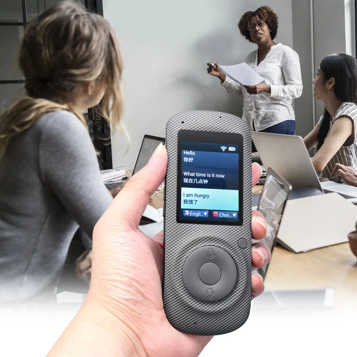 

Portable Wifi Device Smart Voice Translator 2.4 Inch Screen 16 Languages Instant Voice Translation Travel Learn Business Meeting