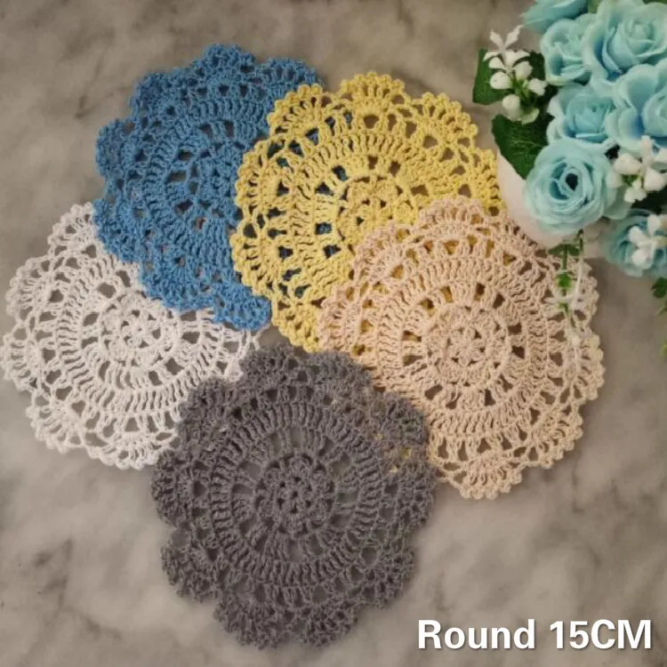 

15CM Wide Pastoral Lace Crochet Mantel Individual Table Mat Christmas Placemat Wedding Napkins Home Kitchen Dining Coaster Set