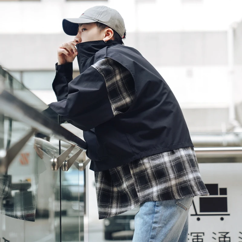 Spring New Jacket Men Fashion Plaid Stitching Fake Two Piece Casual Jacket Man Streetwear Hip Hop Loose Bomber Jacket Male Coat