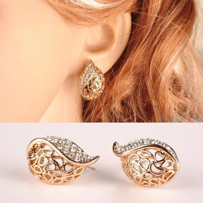 

2019 new Crystal Valentines Gift Fashion Jewelry Lover Hot Sale 1Pair Zircon Rhinestone Hollow Leaf Stud Earrings Gold Color