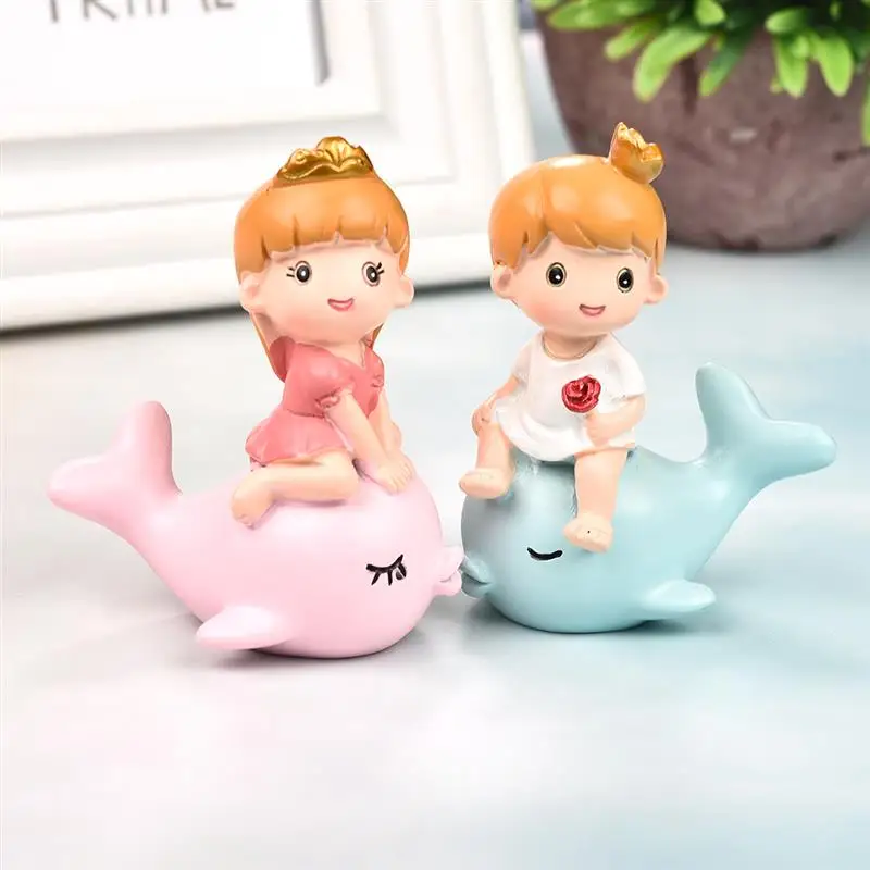 

2019 Whale Little Prince Princess Lover Couple Figurines Miniatures Resin Ornaments Home Decoration Child Birthday Doll Gift