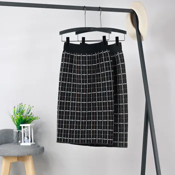 

Early Spring New Pattern Lattice Half-body Knitting Short Skirt Woman