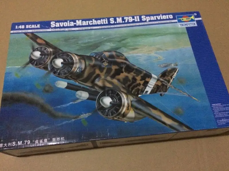 

Trumpeter 02817 1/48 Scale Aircraft SM.79 Hawk Medium Bomber Model Airplane Kit