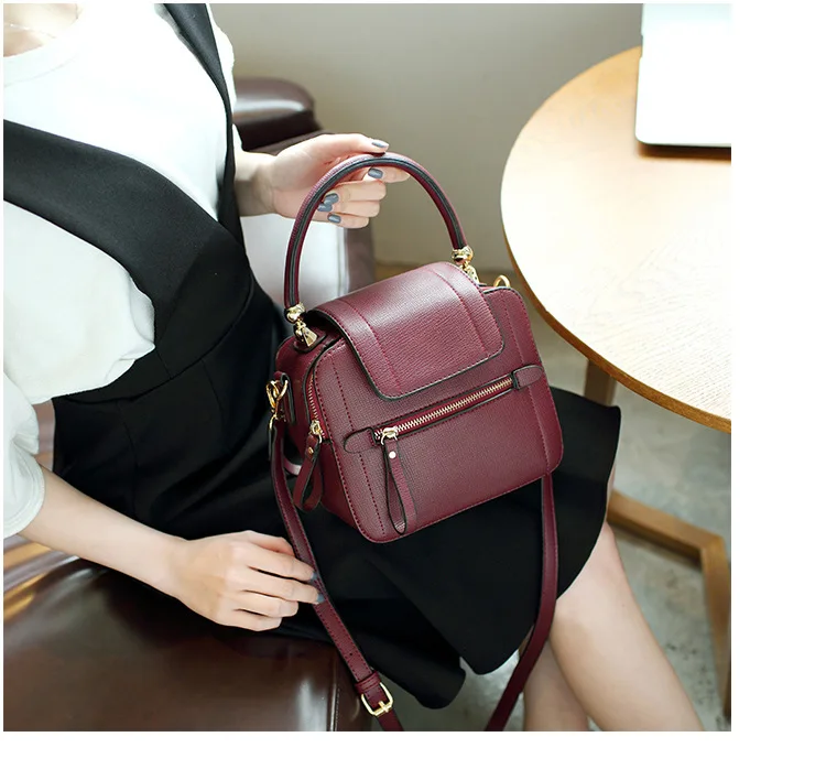 LKX خمر البسيطة Crossbody حقيبة السيدات حقيبة يد جلدية دراجة نارية رسول الأعلى مقبض حقيبة صغيرة مربع حقائب اليد للنساء LKX خمر البسيطة Crossbody حقيبة السيدات حقيبة يد جلدية دراجة نارية رسول الأعلى مقبض حقيبة صغيرة مربع حقائب اليد للنساء