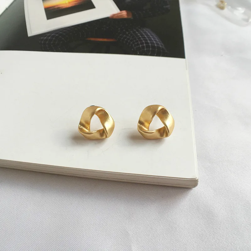 

Fashion Irregular Triangle Stud Earrings New Twisted Gold Ins Trend Short Jewelry Women Gifts