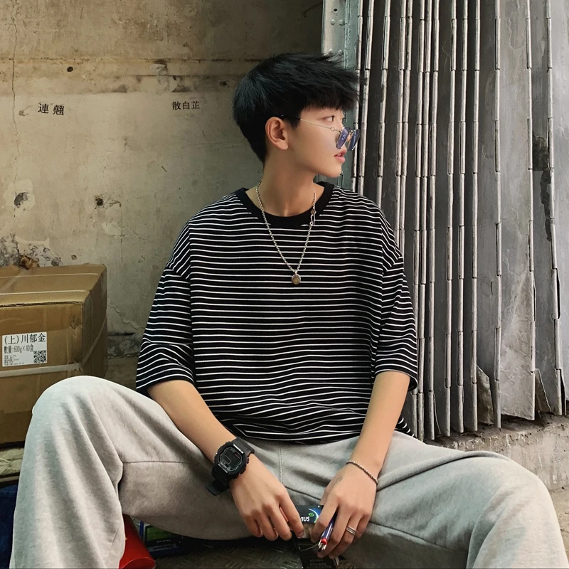 

Men's T-shirt 2019 Summer New Youth Popular Round Neck Loose Hooded T-shirt Striped Short-sleeved Youth Casual Men's Clothing