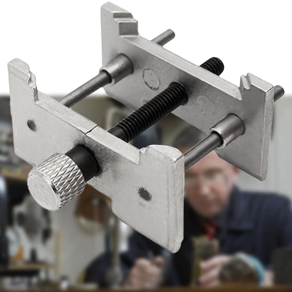 

Adjustable Jaw Mini Durable Movement Holder Vise Watchmakers Clamp Watches Clamp Portable Movement Holder