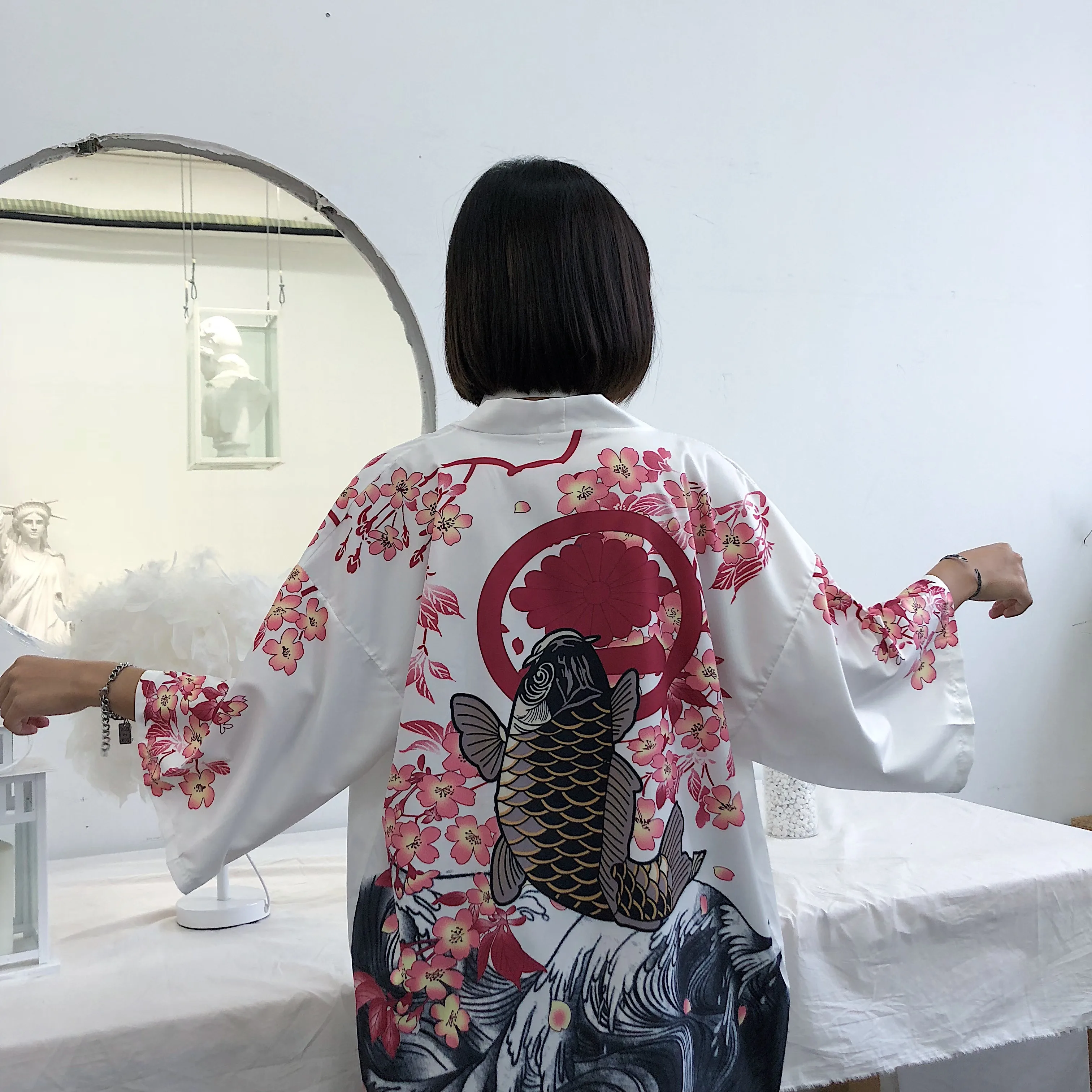 #5438 Summer Harajuku Kimono Blouse Women Man Cardigan Japanese Style Cartoon Printed Vintage Loose Blusa Feminina Streetwear #5438 Summer Harajuku Kimono Blouse Women Man Cardigan Japanese Style Cartoon Printed Vintage Loose Blusa Feminina Streetwear
