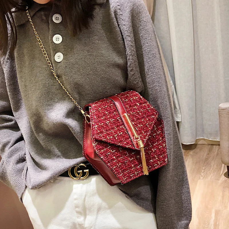

Women's bag, retro one-shoulder water bag, women's bag, 2019 new Korean fashion plaid simple plaid portable bag