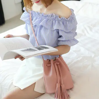 

Women Shoulder Bag Tassel Drawstring Bucket Crossbody Bag Travel Phone Pouch