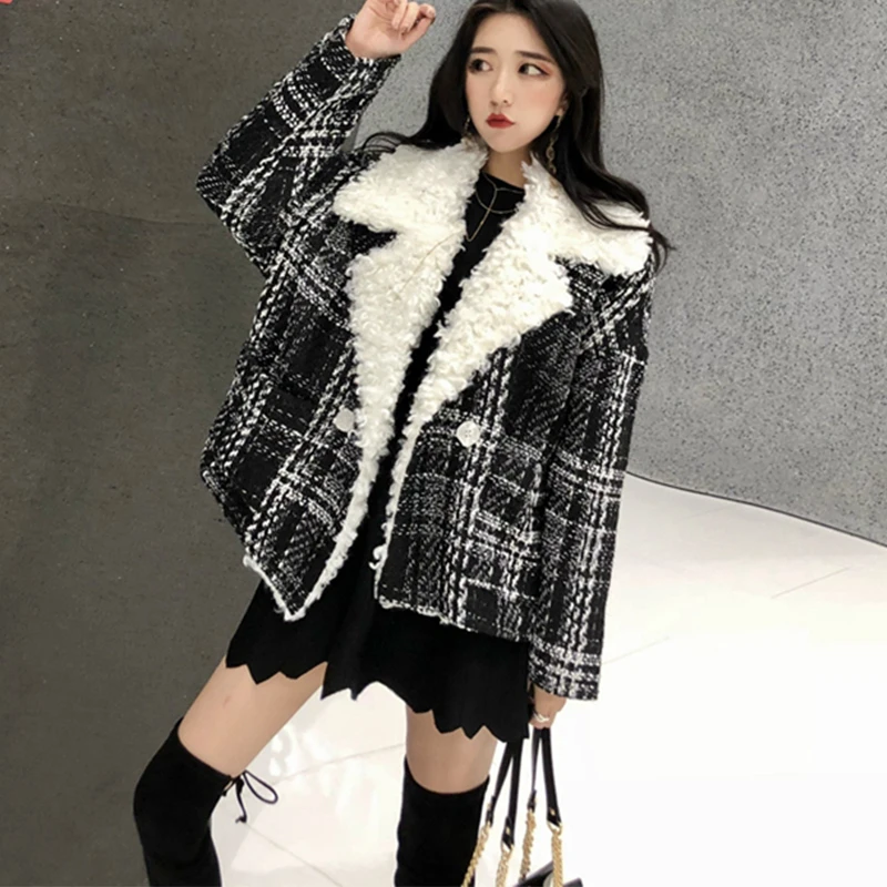 

Autumn Winter Women's Wear Stitching Lamb Wool Chequered Jacket Overcoat Thickened Heating Temperament Short Wool Coat