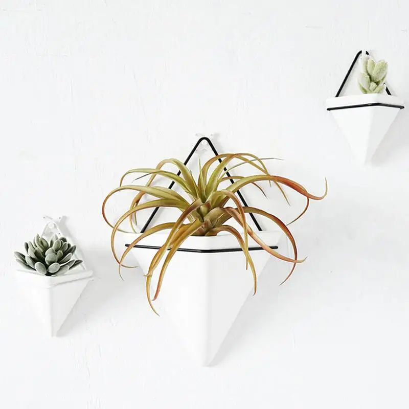 

Nordic Succulent Plant Wall Mounted Flowerpot Container Iron Triangular Vase Simple Ceramic Self Water-Absorbing Planter Set