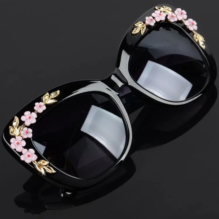 

2019 Luxury Queen Cat Eye Sunglasses for Women Rose Flower Vintage Girls Oculos De Sol Oversize Brand Design Women Sun glasses