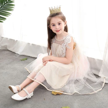 

Flower Girls Dresses Age For 3 - 12 Yrs Little Girls Beige Lace Frocks Graduation Gown Children Evening Party Dress Kids Clothe