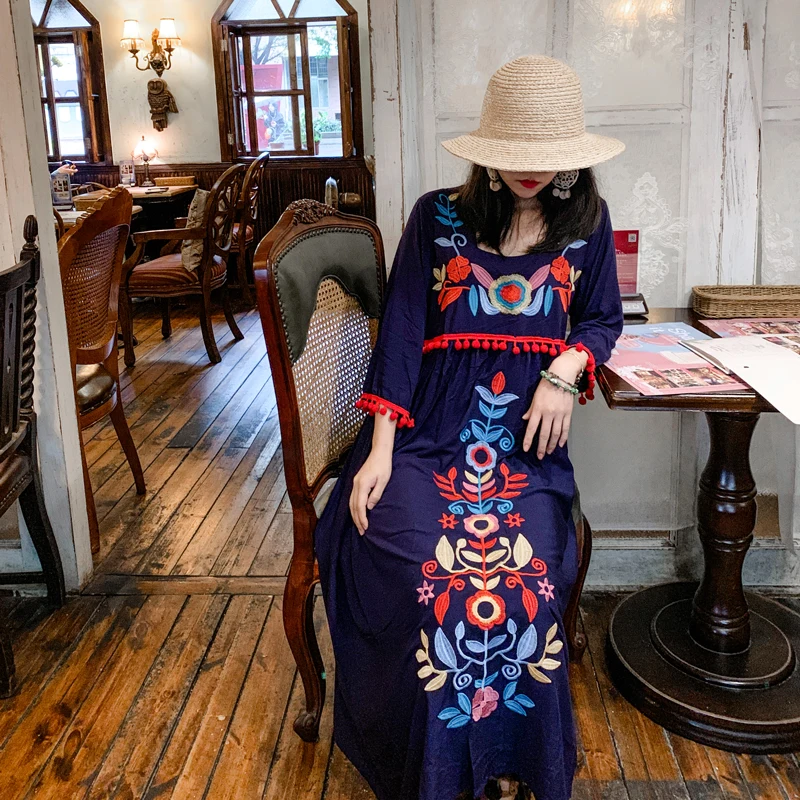 

Make a new Nepal in Thailand Bohemia resort wind heavy embroidery loose cotton dress