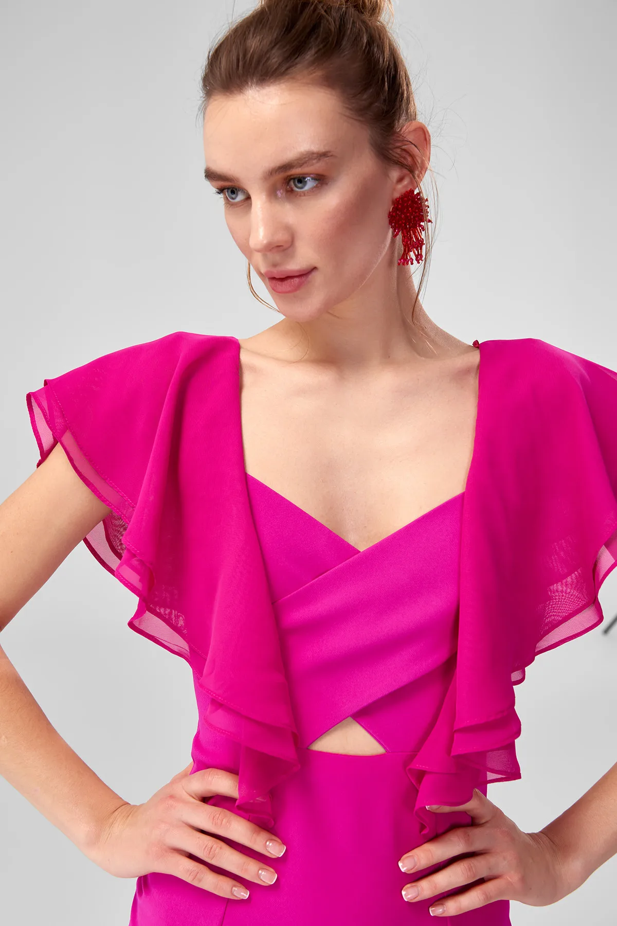 Вечернее платье цвета фуксии с маховиком Trendyol TPRSS18LJ0104|Платья| |