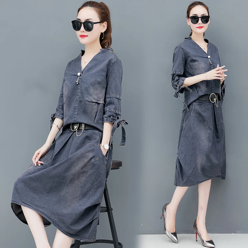 

2019 spring women's large size v-neck Vintage denim jacket + denim skirts suits female fashion plus size denim 2 piece sets