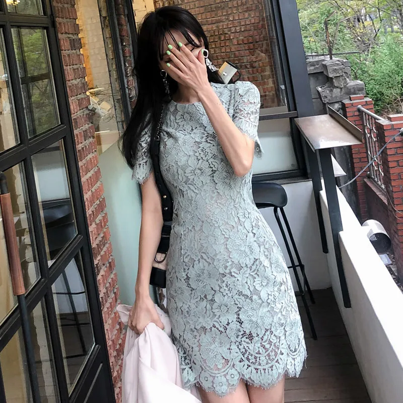 

2019 Summer New Women Lace Dress Elegant O Neck Short Sleeve Hollow Out Floral Lace Casual Ladies Work Party Mini Pencil Dress