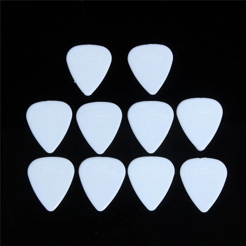 

Zebra 10pcs/Set 0.71mm White Acoustic Guitar Picks Guitarra Guitar Plectrums For Musical Instruments Guitar Parts Accessories