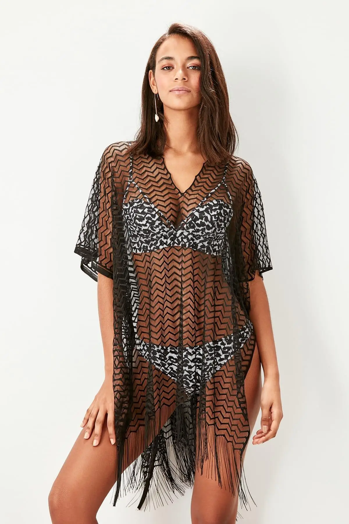 Trendyol Black Lacy Kimono TBESS19FR0004