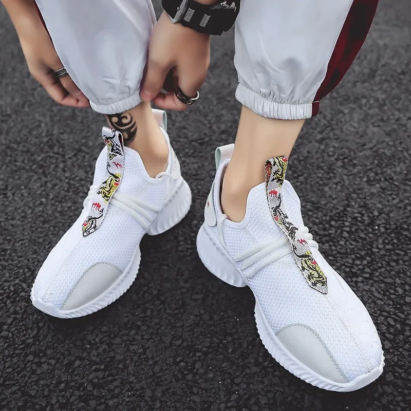 

2019 Summer men shoes Breathable Men Casual Shoes Lightweight Lace Up white Adult Sneakers Male Trainers black Basket Homme