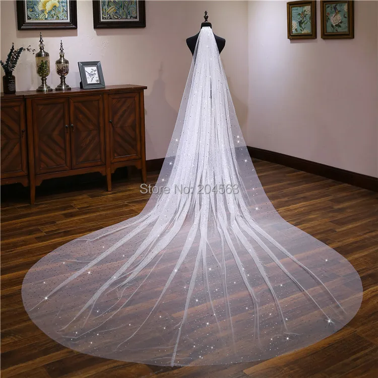 

Romantic Wedding Veil with Star Long Spark Bridal Veils with Comb
