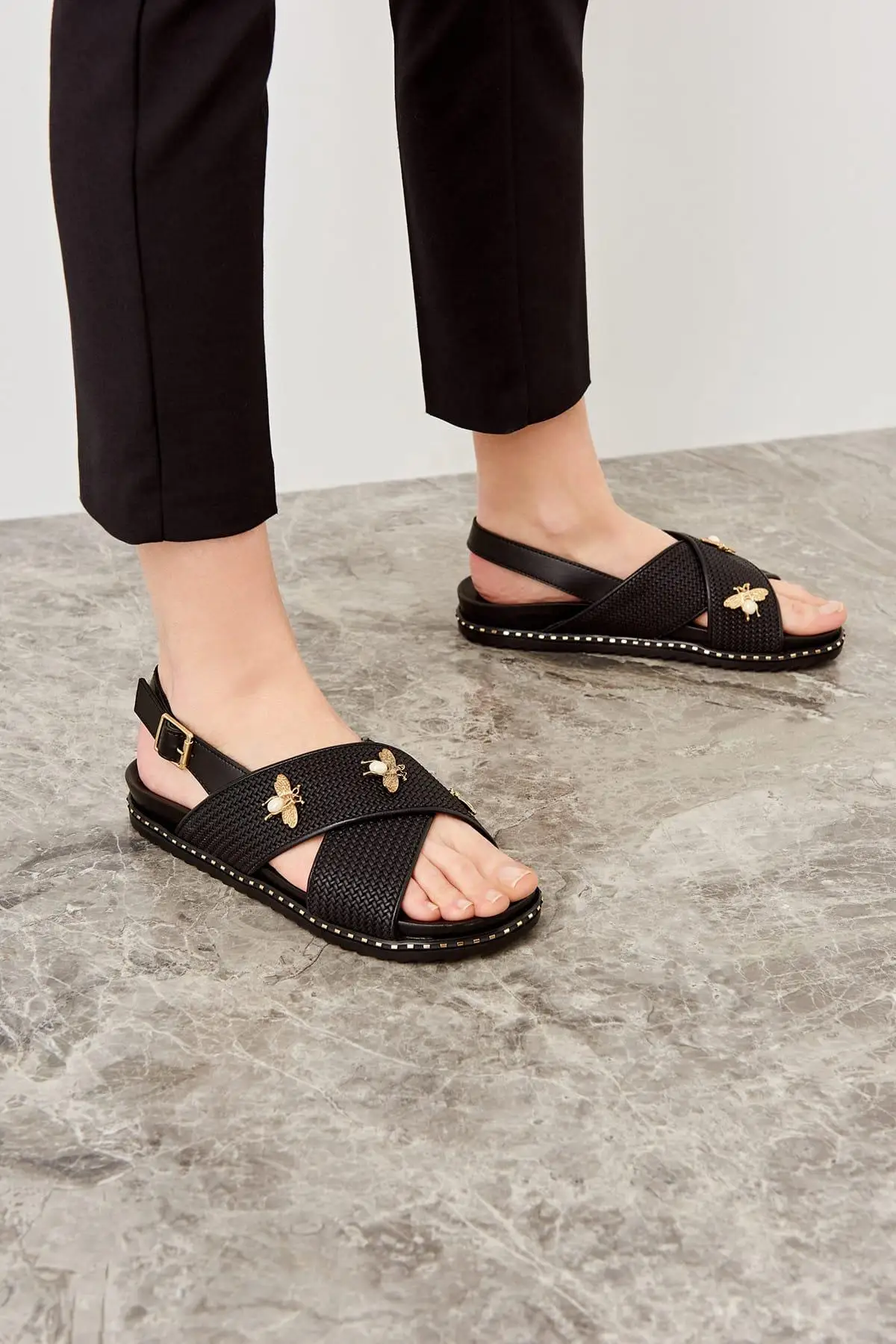 

Trendyol Black Women Sandals TAKSS19OZ0024