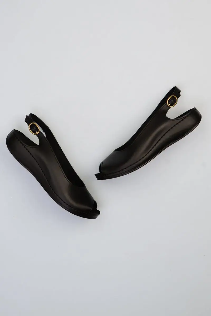 

Bambi Black Women Sandals F0332601209
