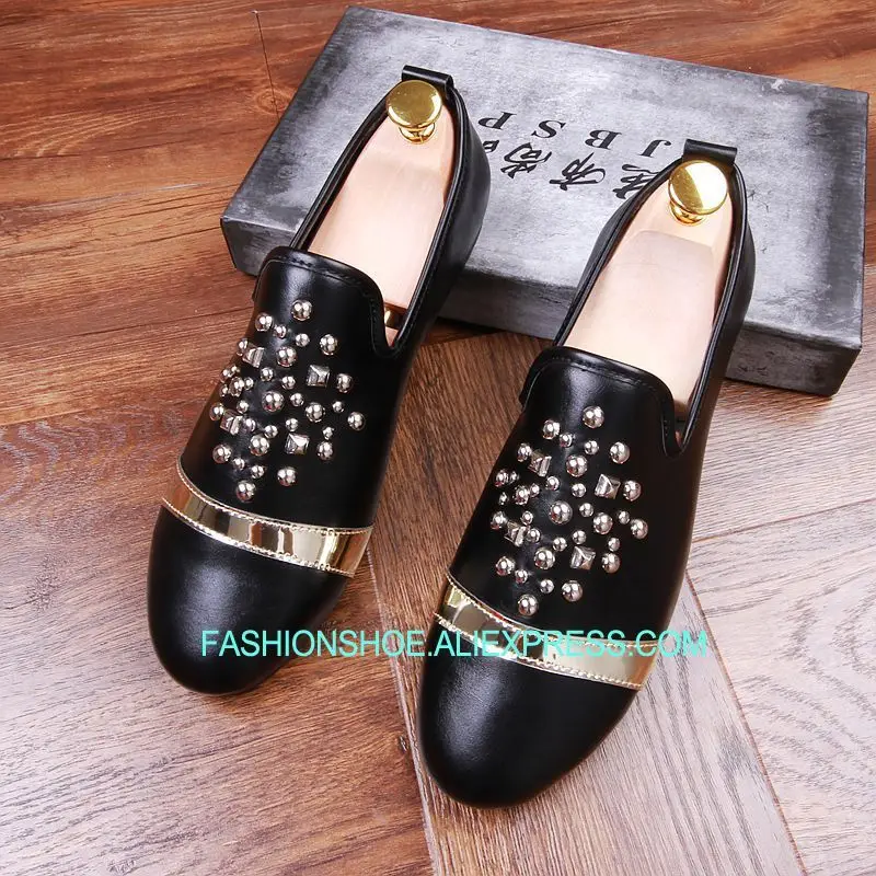 

2018 New Black Loafers Man Spikes Rivets Dandelion Driving Boats leather Flats Men Handmade Spring Formal Shoes Breathable