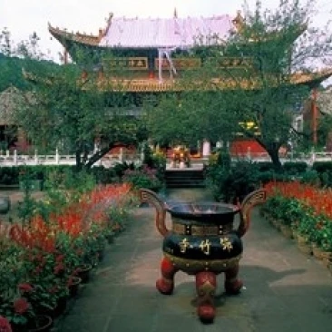 Temple Beauty of Bamboo Village Kunming China Poster Print by Bill Bachmann (36 x 24) | Дом и сад