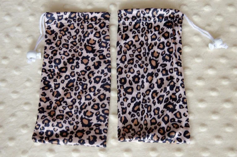 1087244897_866441633