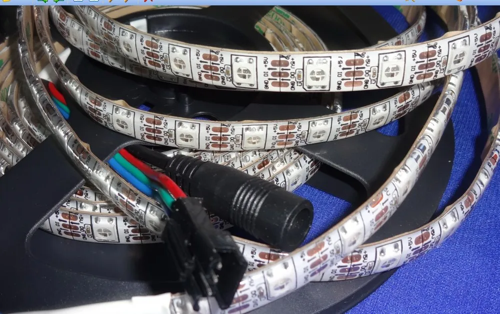 4 м DC5V IP65 WS2812B светодиодный цифровой полосы, 60 шт. WS2812B/м с 60 пикселей; 57.6 Вт белый pcb; водонепроницаемый в силиконовым покрытием