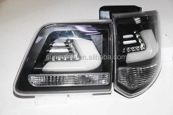 2011-13 лет светодиодный задний фонарь задние фары для TOYOTA SW4 Fortuner дымовой корпус прозрачные линзы