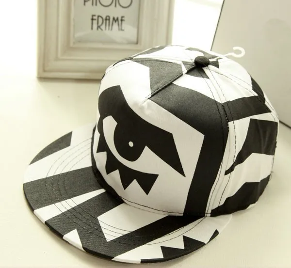 Новая мода унисекс Snapbacks черный, белый цвет граффити средства ухода для век личность хип хоп кепки повседневное Бейсбол кепки Солнцезащитная шляпа