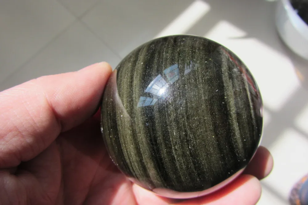 353.7 г Природные обсидиана POLISHED СФЕРА BALL Отличительной Исцеление