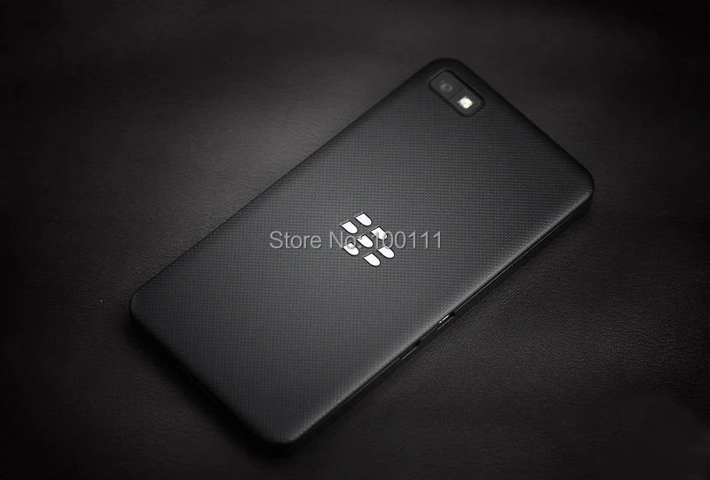 И открыл BlackBerry Z10 сотовые телефоны телефон 4,2 емкостный сенсорный экран, 8MP камеры