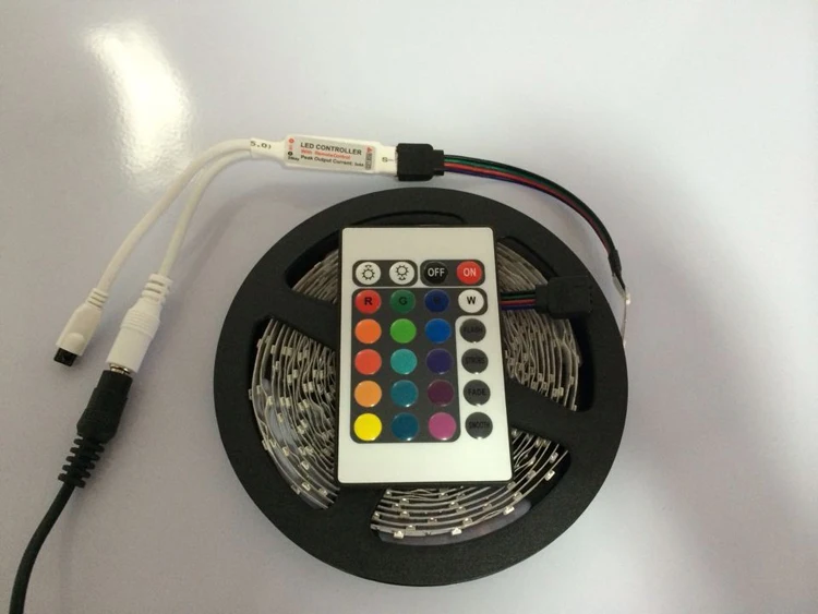 RGB Светодиодные ленты 5 м 300led 3528 SMD + 24key ИК-пульт гибкие с подсветкой Клейкие ленты DC 12 В дома украшения Лампы для мотоциклов