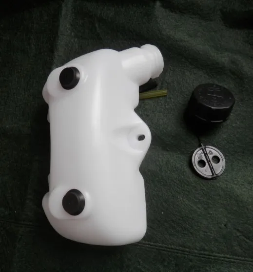 FUEL TANK ASSEMBLY ZENOAH G26 BC2610 3