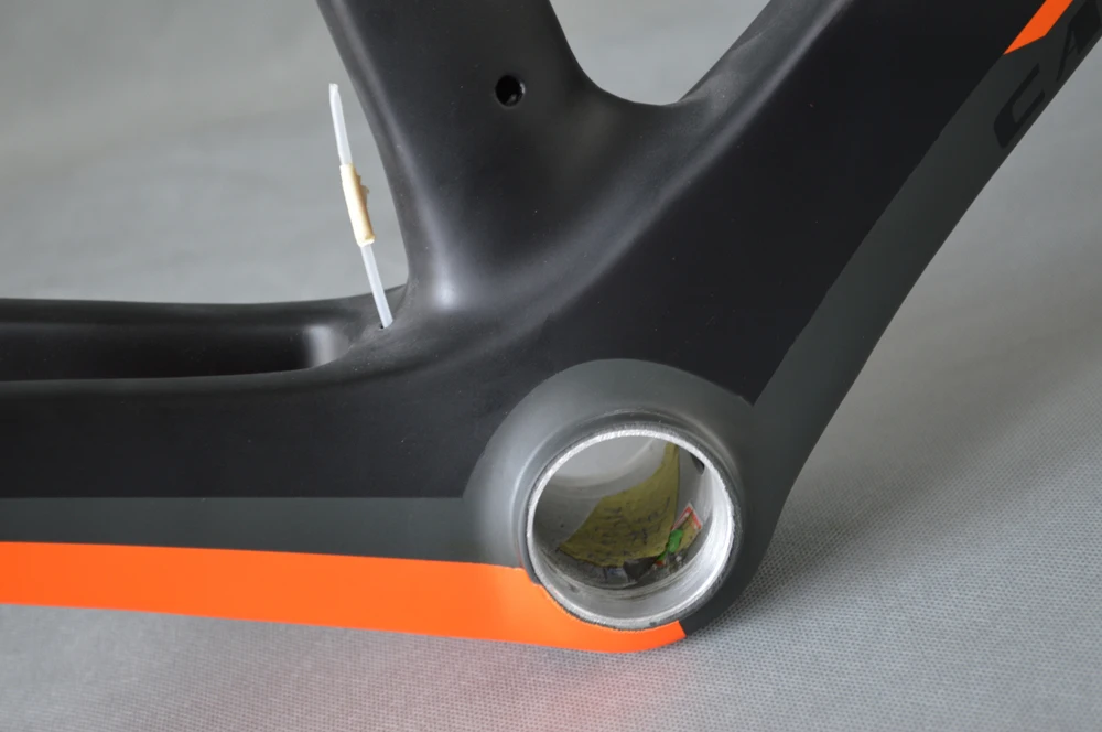 Excellent ICANBikes aero dynamic carbon road frame1050g,UD-matt,BB86 and DI2 carbon road bike frame A7with painting 7 Excellent ICANBikes aero dynamic carbon road frame1050g,UD-matt,BB86 and DI2 carbon road bike frame A7with painting 7