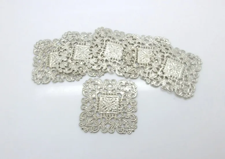shipping-50pcs украшения филигрань Инструменты для наращивания волос площадь Серебряный тон Изделия из металла подарок украшения DIY Полые 4x4 см j0556