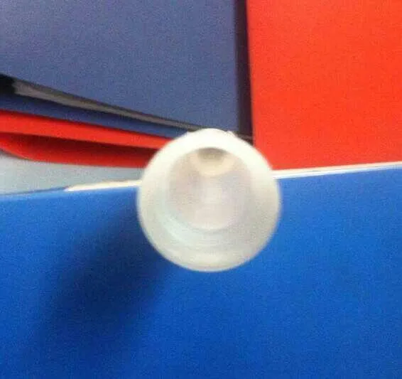 cartridge sealant nozzle with thread