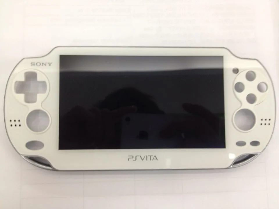 PSVITA1000 WHITE