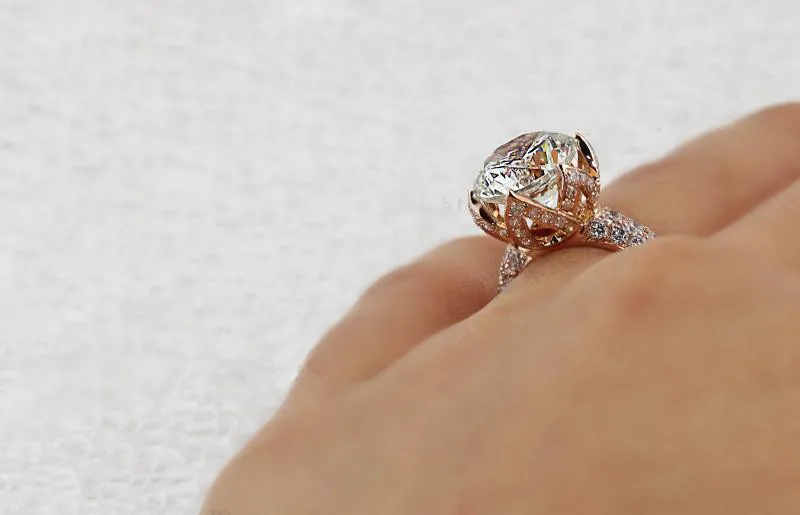Цветок лотоса стиль 4CT отличный алмаз обручальное кольцо для Леди Твердые стерлингового серебра с покрытием из розового золота