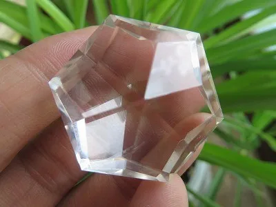 Чистый натуральный кристалл кварца жизнь цветка заживление 24 г