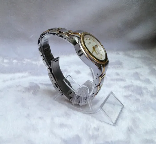 Серебристые солнечные AAA 2-way Powered ювелирные часы для телефона Вращающийся дисплей Стенд поворотный стол Прямая поставка