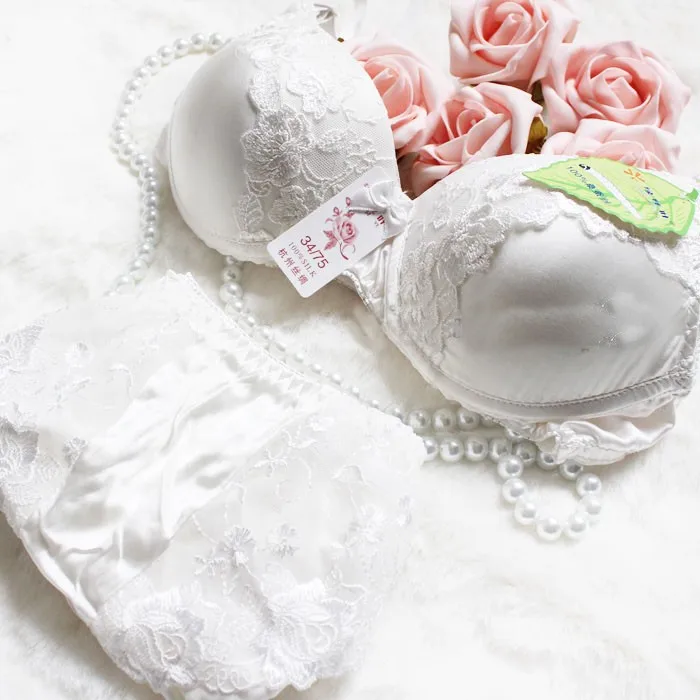 100% silk fresh lace embroidery bra set,100% natural silk bra&brief sets,pure silk double faced health underwear with wire plus size bra and panty sets