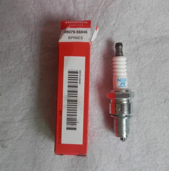 10 X BPR6ES свечи зажигания для HONDA GXV120 GXV140 GXV160 GCV135 160 190 GS160 190 GSV190 GX110 GX620 и более 4-х тактный газонокосилка мотор